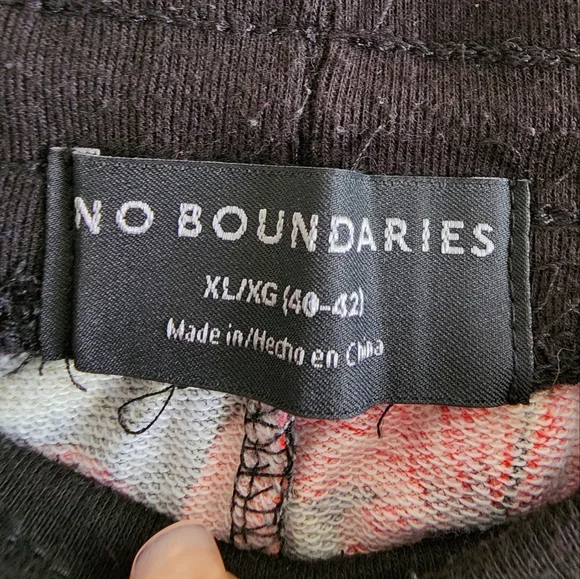 No Boundaries Faded Hawaii Shorts Plus Size 2XL - Picture 2 of 4